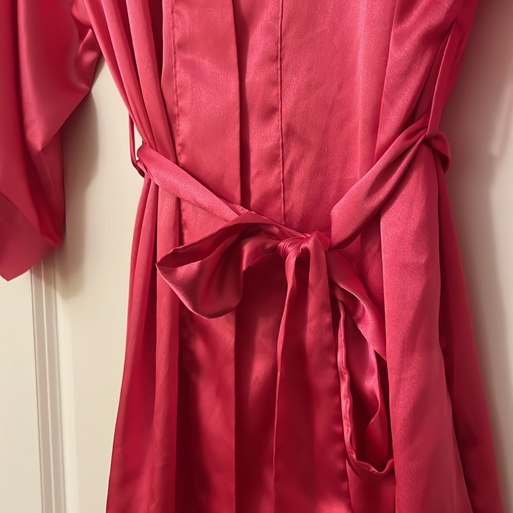 Victoria’s Secret Satin Robe M/L - Picture 3 of 6